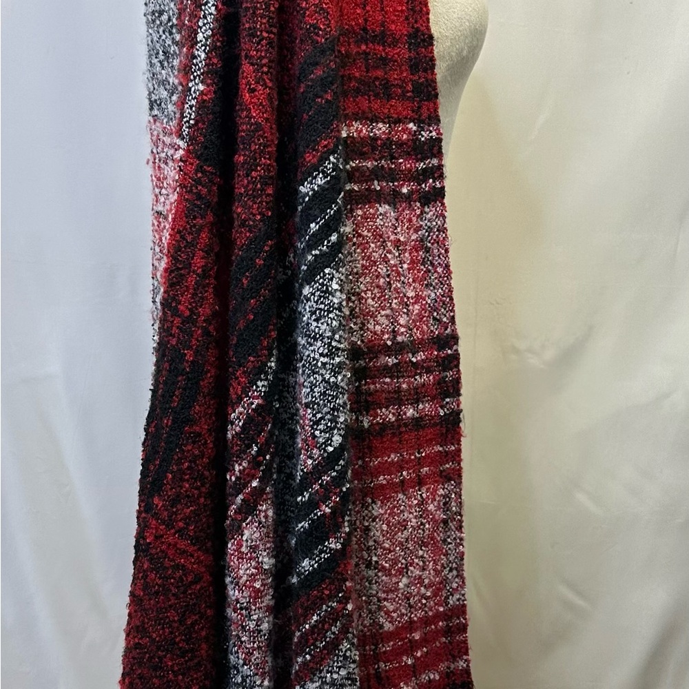 Cejon Shawl - image 5